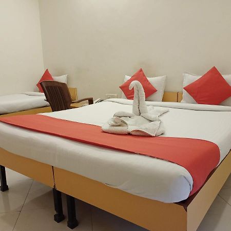 Hotel Wayfare Shirdi Εξωτερικό φωτογραφία