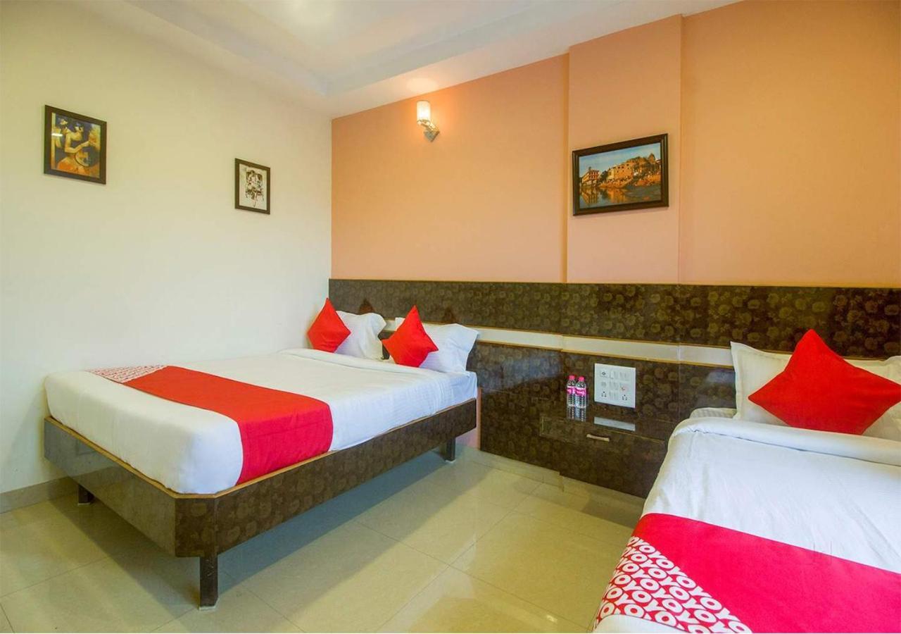 Hotel Wayfare Shirdi Εξωτερικό φωτογραφία