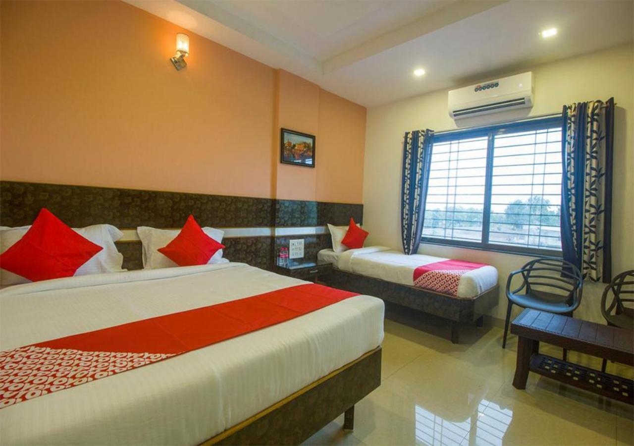 Hotel Wayfare Shirdi Εξωτερικό φωτογραφία