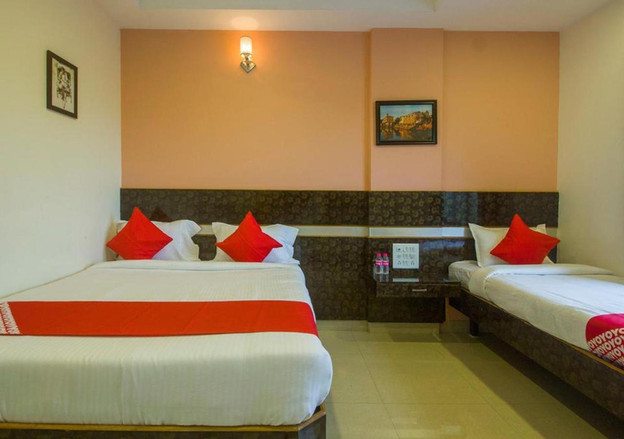 Hotel Wayfare Shirdi Εξωτερικό φωτογραφία