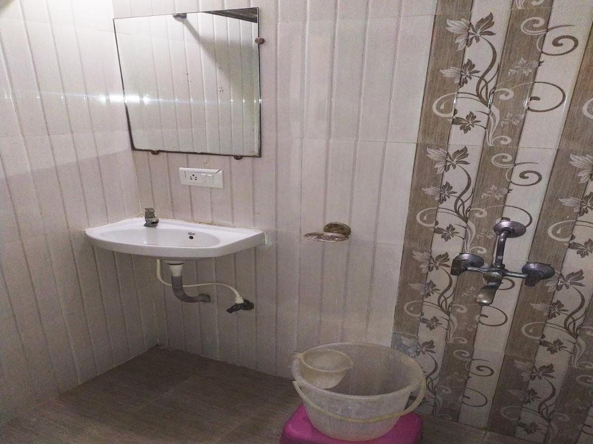 Hotel Wayfare Shirdi Εξωτερικό φωτογραφία