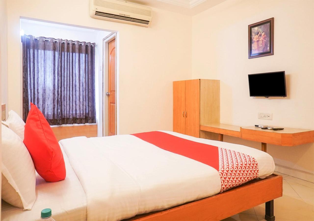 Hotel Wayfare Shirdi Εξωτερικό φωτογραφία